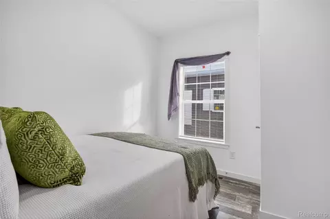 Bedroom - 7559 Packard Ave, Warren, MI 48091 photo 1 of 4