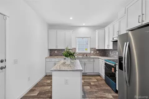 Kitchen - 7559 Packard Ave, Warren, MI 48091 photo 1 of 2