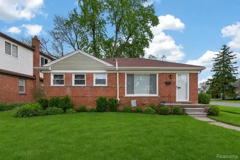 102 Jeffrey Ave, Royal Oak, MI 48073