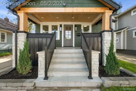 121 S Edison Ave, Royal Oak, MI 48067