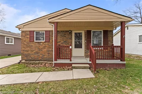 8834 Janis St, Shelby Township, MI 48317
