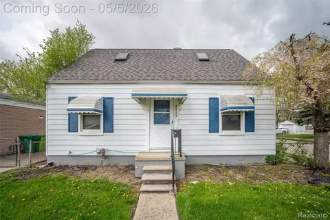22173 Normandy Ave, Eastpointe, MI 48021