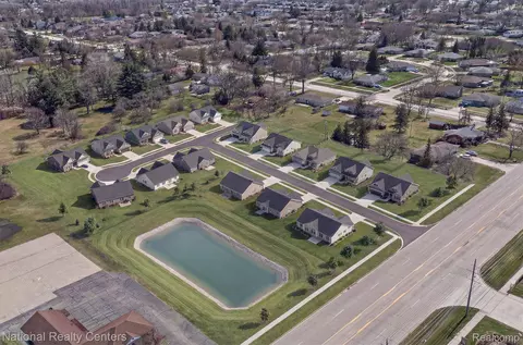 36164 Garfield Rd, Clinton, MI 48035