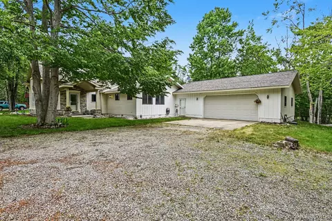 4134 N Weasel Trl, Alcona, MI 48742