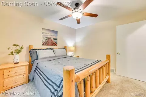Bedroom - 517 Monroe Blvd, Gerrish, MI 48653 photo 2 of 8