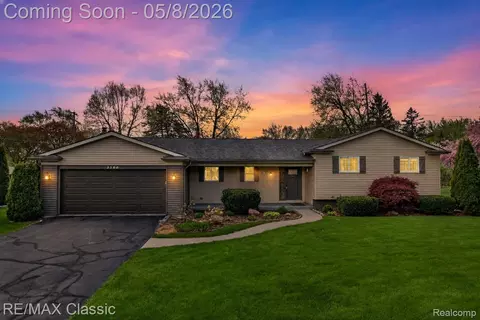 3566 South Blvd, Bloomfield Hills, MI 48304