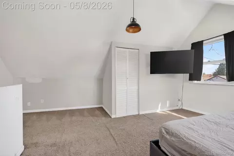 Bedroom - 29157 S Wesley Ave, Flat Rock, MI 48134 photo 7 of 10