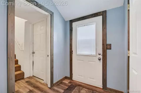 Entry Way - 29157 S Wesley Ave, Flat Rock, MI 48134 photo 1 of 3
