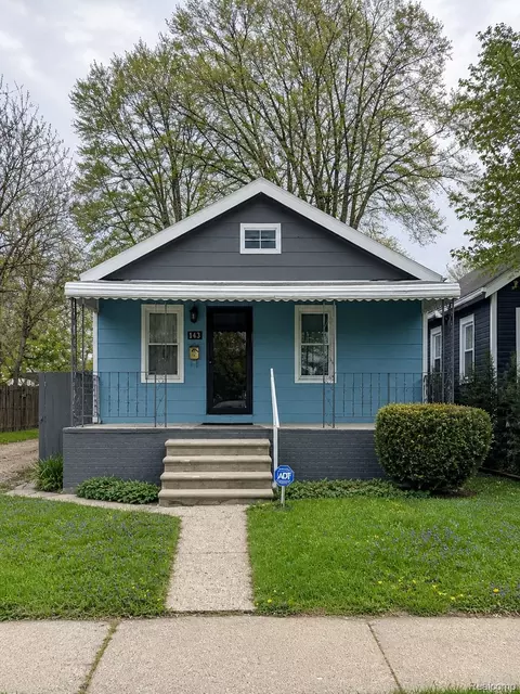 451 W George Ave, Hazel Park, MI 48030