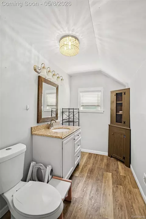Bath - 409 Fleming St, Howell, MI 48843 photo 3 of 3