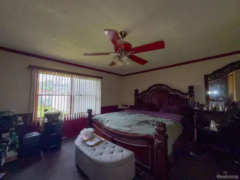 Bedroom - 16525 Ego Ave, Eastpointe, MI 48021 photo 5 of 5