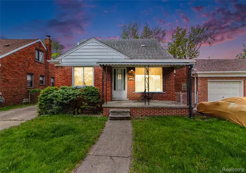 8103 Virgil St, Dearborn Heights, MI 48127