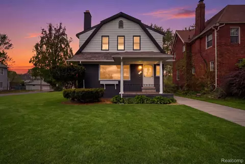 388 Lakewood St, Detroit, MI 48215