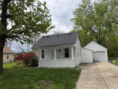 21631 Colgate St, Farmington Hills, MI 48336
