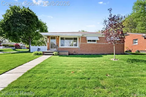 3901 Marian Dr, Trenton, MI 48183