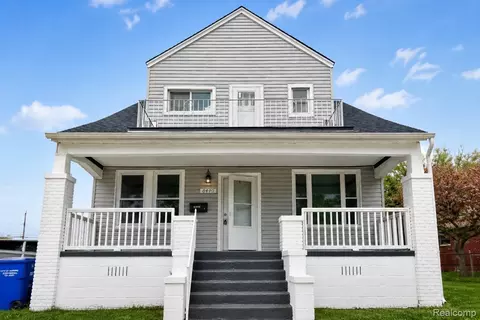 8469 Westminster Ave, Warren, MI 48089