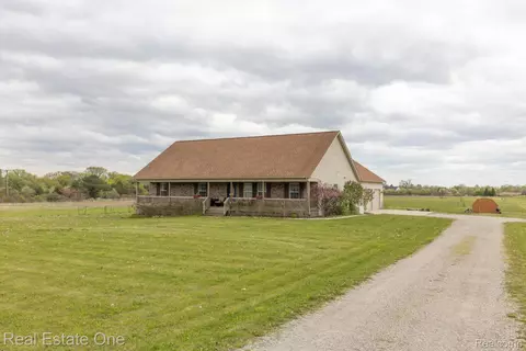 25260 32 Mile Rd, Lenox, MI 48050