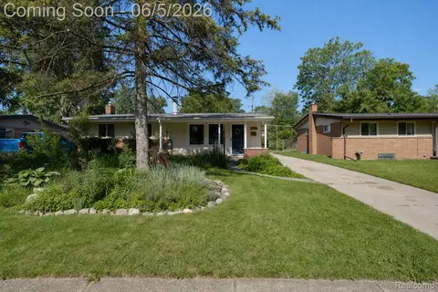 9101 Merriman Rd, Livonia, MI 48150