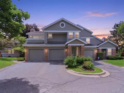 6605 Firestone Ct, West Bloomfield, MI 48322