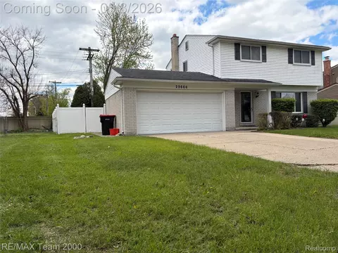 29666 Guy St, Southfield, MI 48076