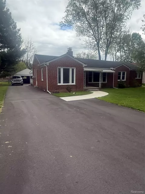 25626 Dunbar St, Southfield, MI 48033