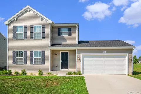 2231 Antrim Dr, Davison, MI 48423