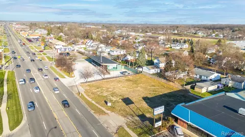 704 N Telegraph Rd, Monroe, MI 48162 photo 8