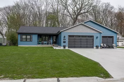 1521 Georgia Ave, Marysville, MI 48040