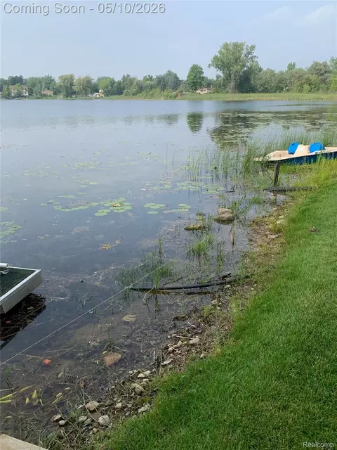 2400 S Baldwin Rd, Orion, MI 48360