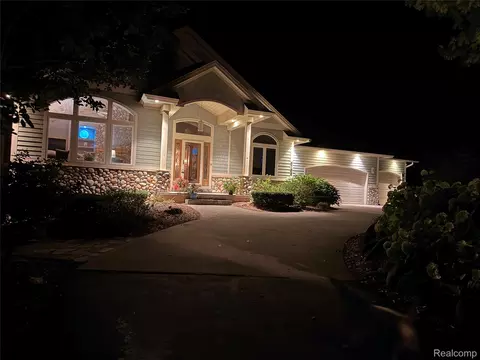 Exterior - 6788 E Hoxie Rd, Solon, MI 49621 photo 2 of 11