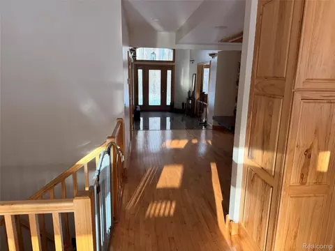 Entry Way - 6788 E Hoxie Rd, Solon, MI 49621 photo 2 of 2