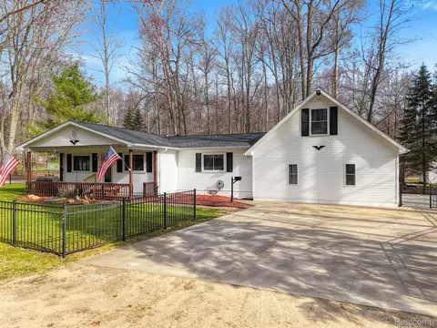 144 Canton St, Lyon, MI 48653