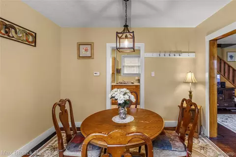 113 Kemp St, Pontiac, MI 48342