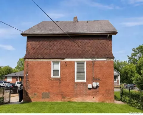 12477 Loretto St, Detroit, MI 48205