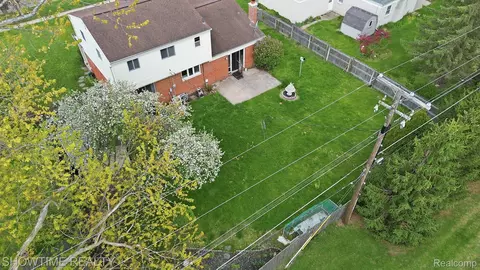 View/Area - 45466 Keding St, Utica, MI 48317 photo 5 of 5