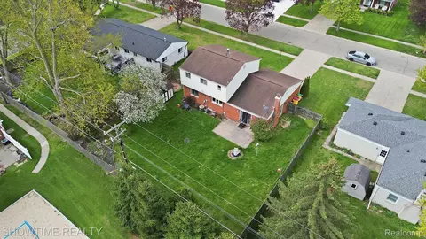 View/Area - 45466 Keding St, Utica, MI 48317 photo 1 of 5