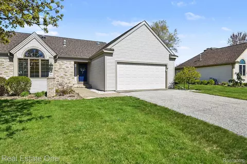 5661 Macintosh Dr, Monitor, MI 48706