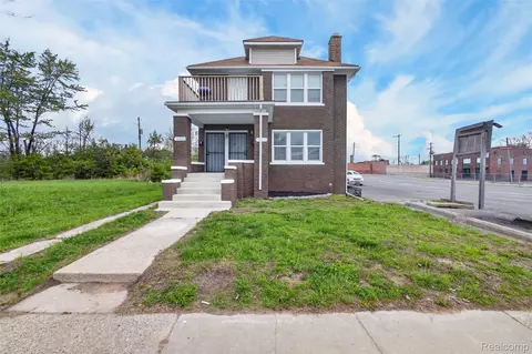 20 W Nevada St, Highland Park, MI 48203