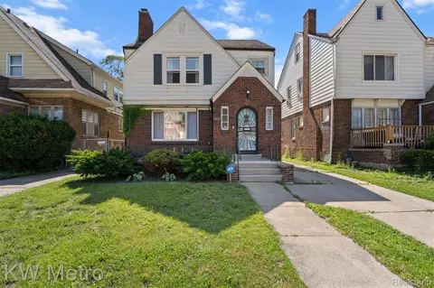 16831 Lawton St, Detroit, MI 48221