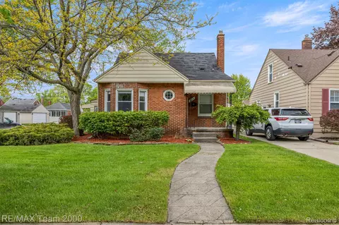3454 Mckinley St, Dearborn, MI 48124