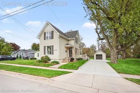 67700 S Forest Ave, Richmond, MI 48062