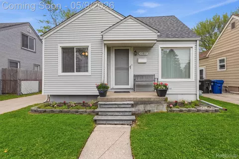 15817 Beech Daly Rd, Redford, MI 48239