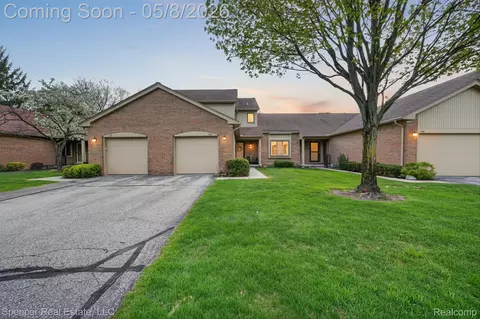 537 Tennyson, Rochester Hills, MI 48307