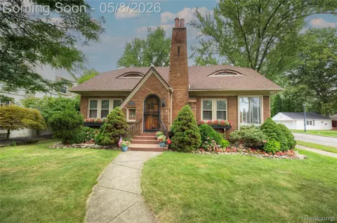 22804 Law St, Dearborn, MI 48124