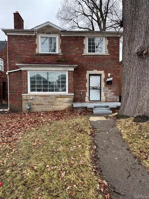 17321 Santa Rosa Dr, Detroit, MI 48221