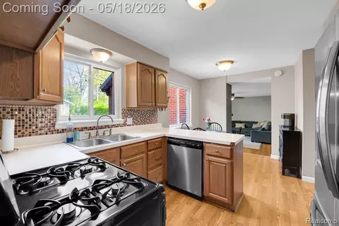 Kitchen - 693 Langley Blvd, Clawson, MI 48017 photo 1 of 5
