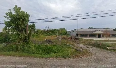 22477 15 Mile Rd, Clinton, MI 48035