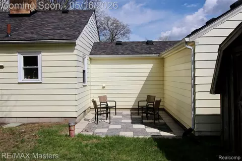 Exterior - 11047 Secor Rd, Bedford, MI 48182 photo 3 of 3