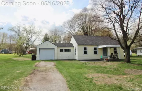 11047 Secor Rd, Bedford, MI 48182