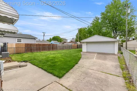 Exterior - 7609 Dudley St, Taylor, MI 48180 photo 2 of 3